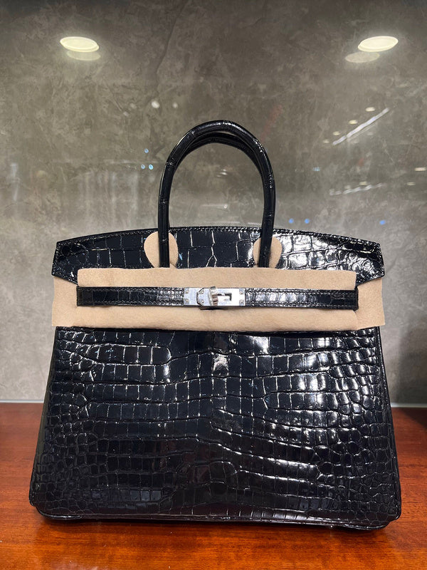 Amelia - HMS Bags - 1585