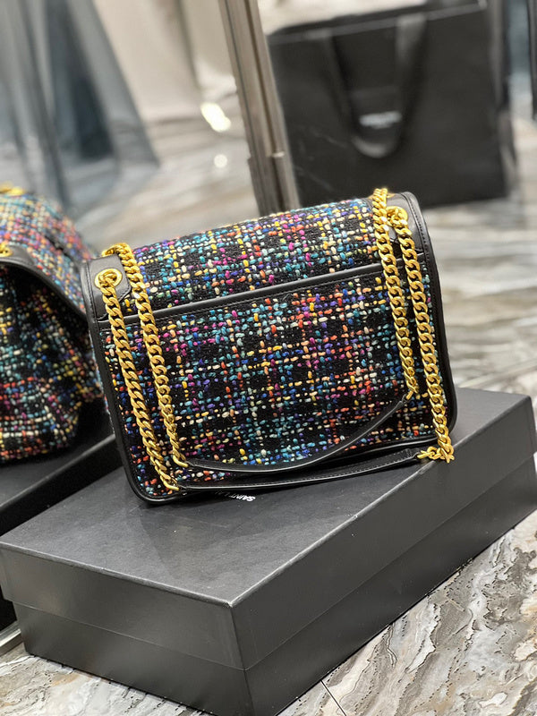 Amelia - YSL Bag - 4210