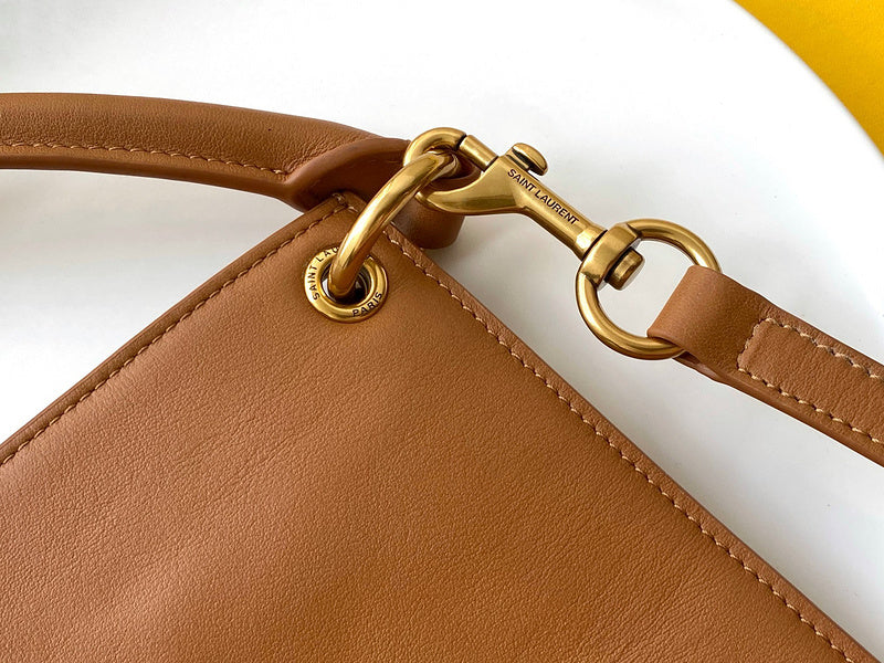 Amelia - YSL Bag - 4123