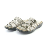 CLARKS COLLECTION