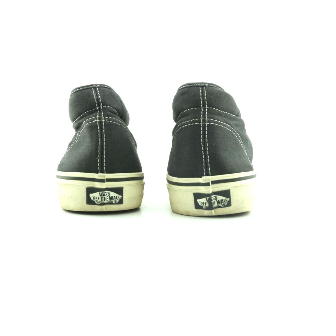 VANS AUTHENTIC