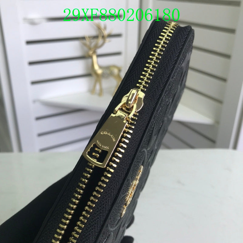 Amelia - CAH Wallet - 017