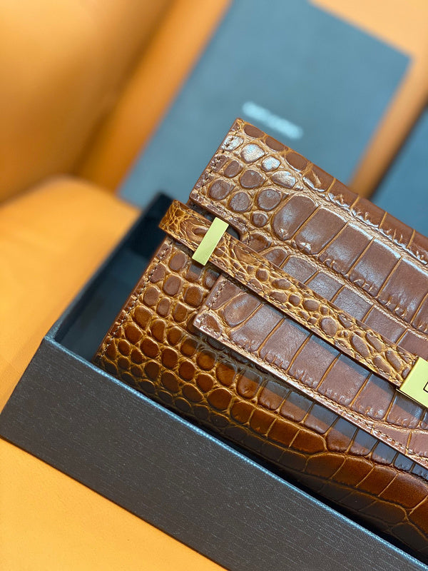 Amelia - YSL Bag - 2371