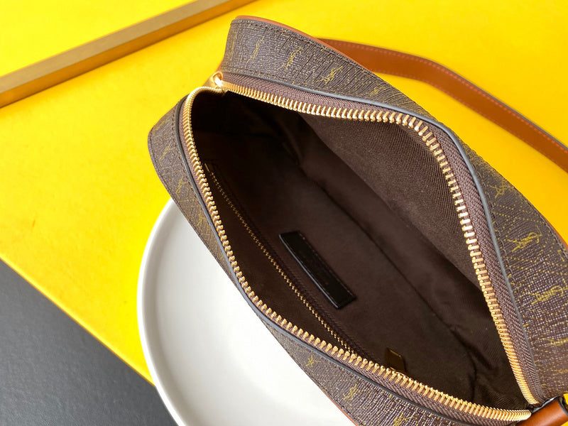 Amelia - YSL Bag - 4156