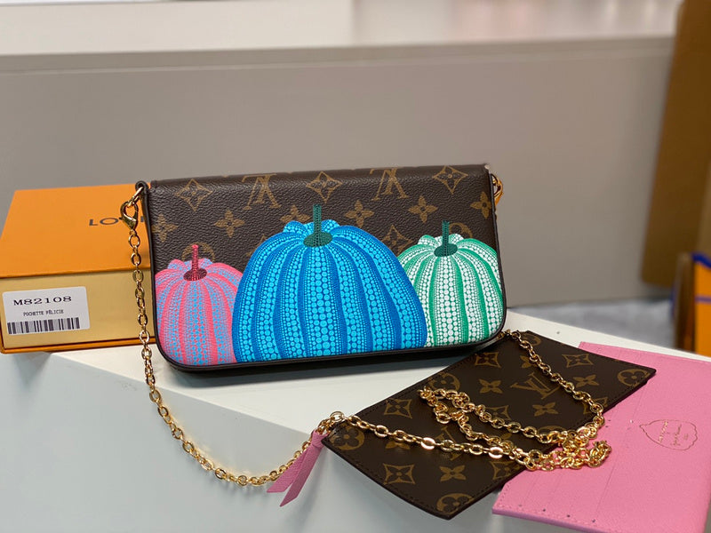 Amelia's Bag Gallery - LOV Bags - 1058