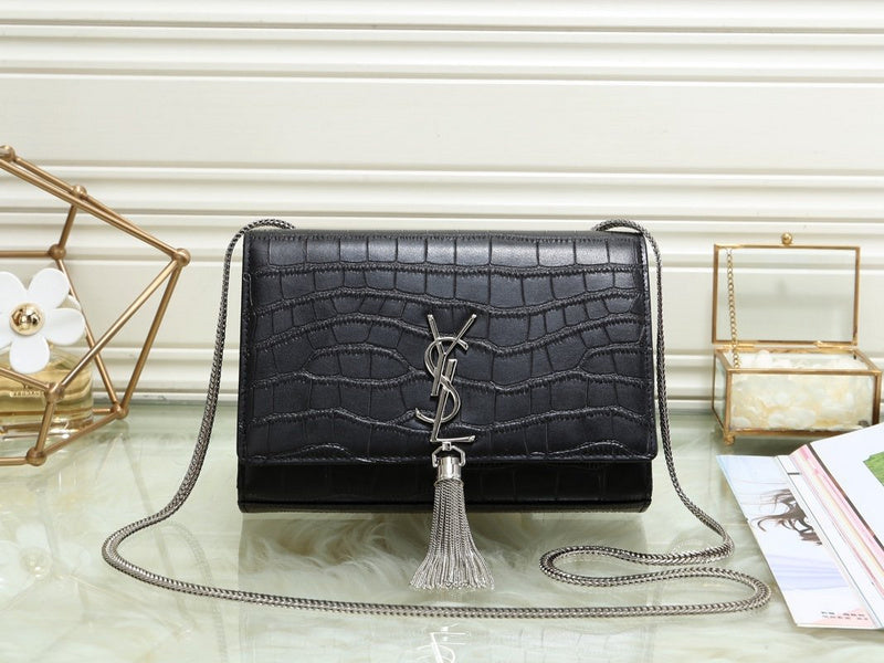 Amelia - YSL Bag - 3554