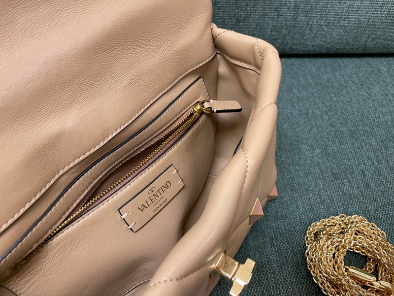 Amelia's Bag Gallery - VEL Bags - 571