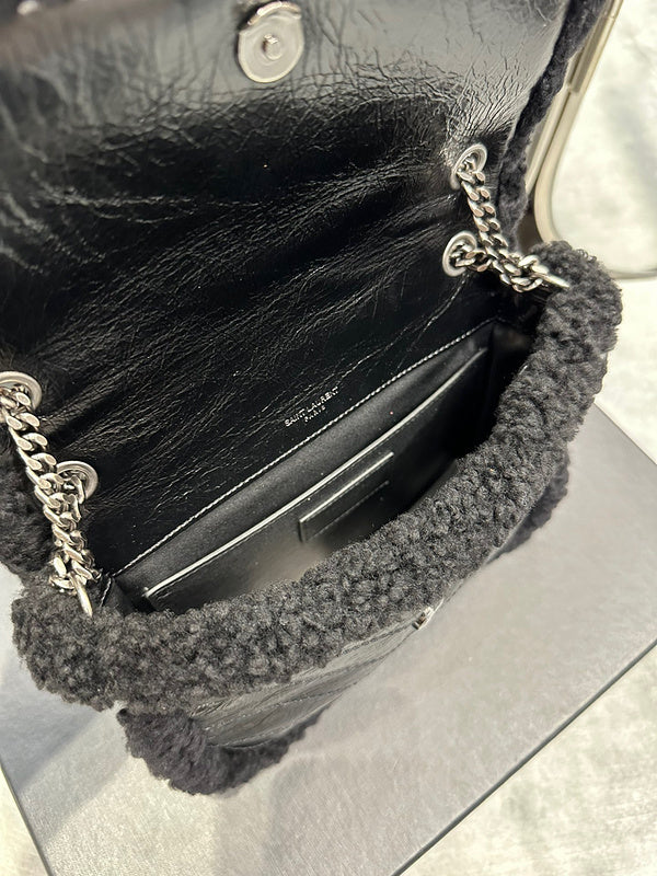 Amelia - YSL Bag - 3908