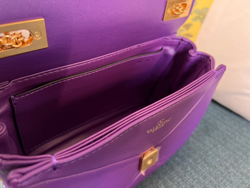 Amelia's Bag Gallery - VEL Bags - 1599