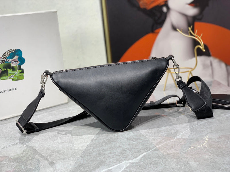 Barnes-Bags - Prada Bags - 813