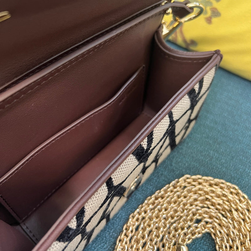 Amelia's Bag Gallery - VEL Bags - 419