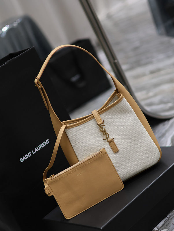 Amelia - YSL Bag - 1854