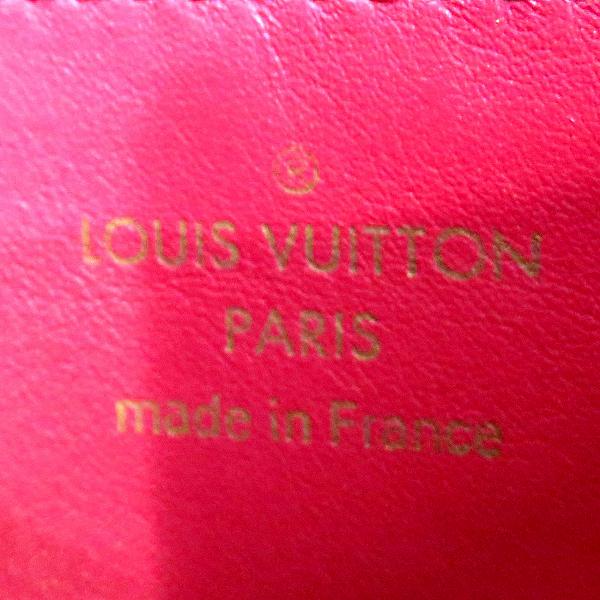 Louis Vuitton Capucines Portefeuille  Long Wallet