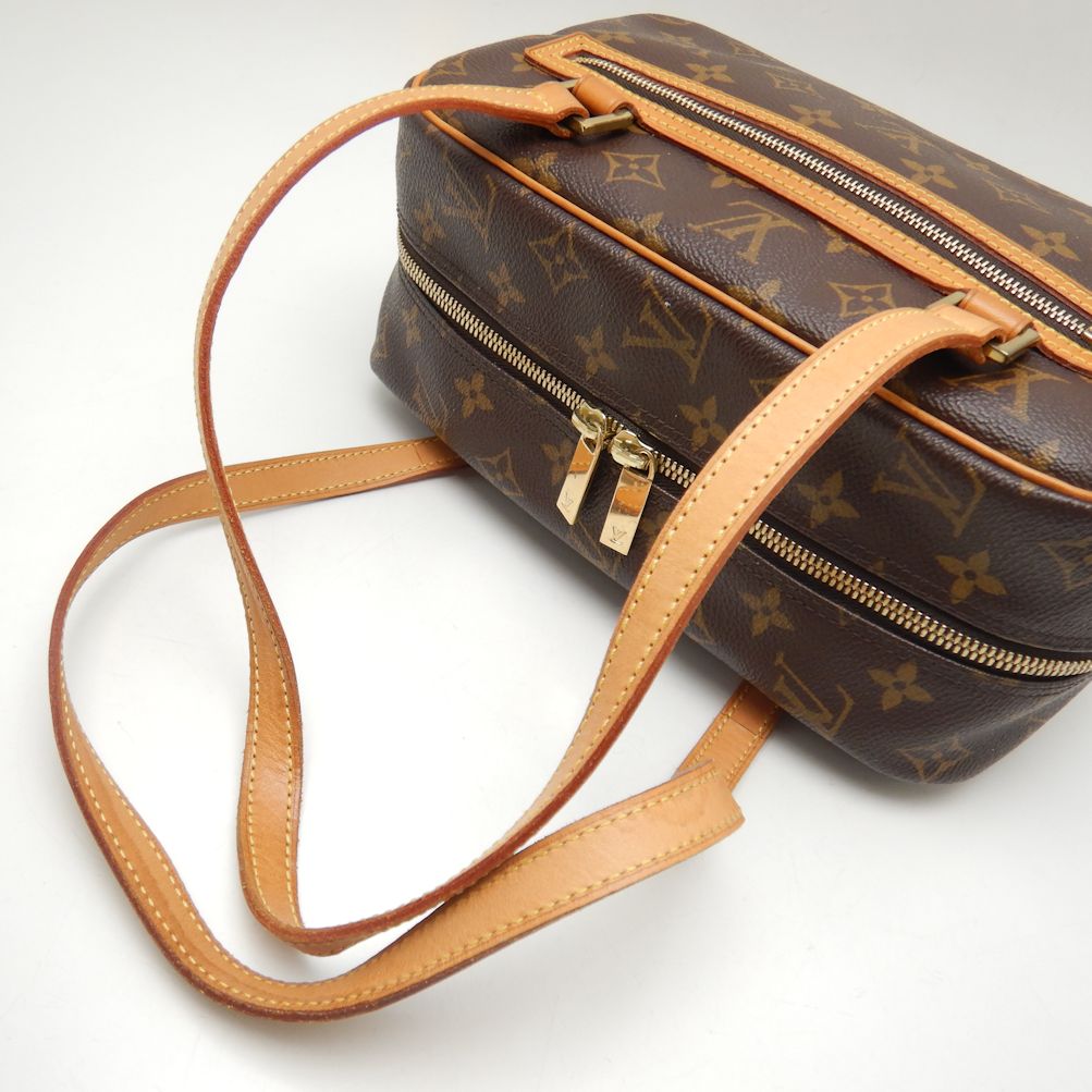 Louis Vuitton Monogram Cite MM Shoulder Bag Brown
