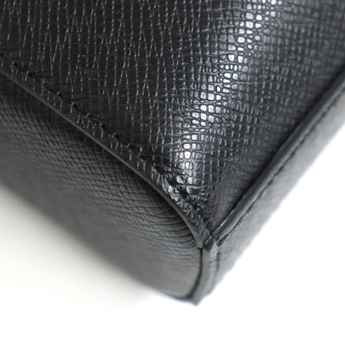 Louis Vuitton Slim Taiga 2way Leather Briefcase Black