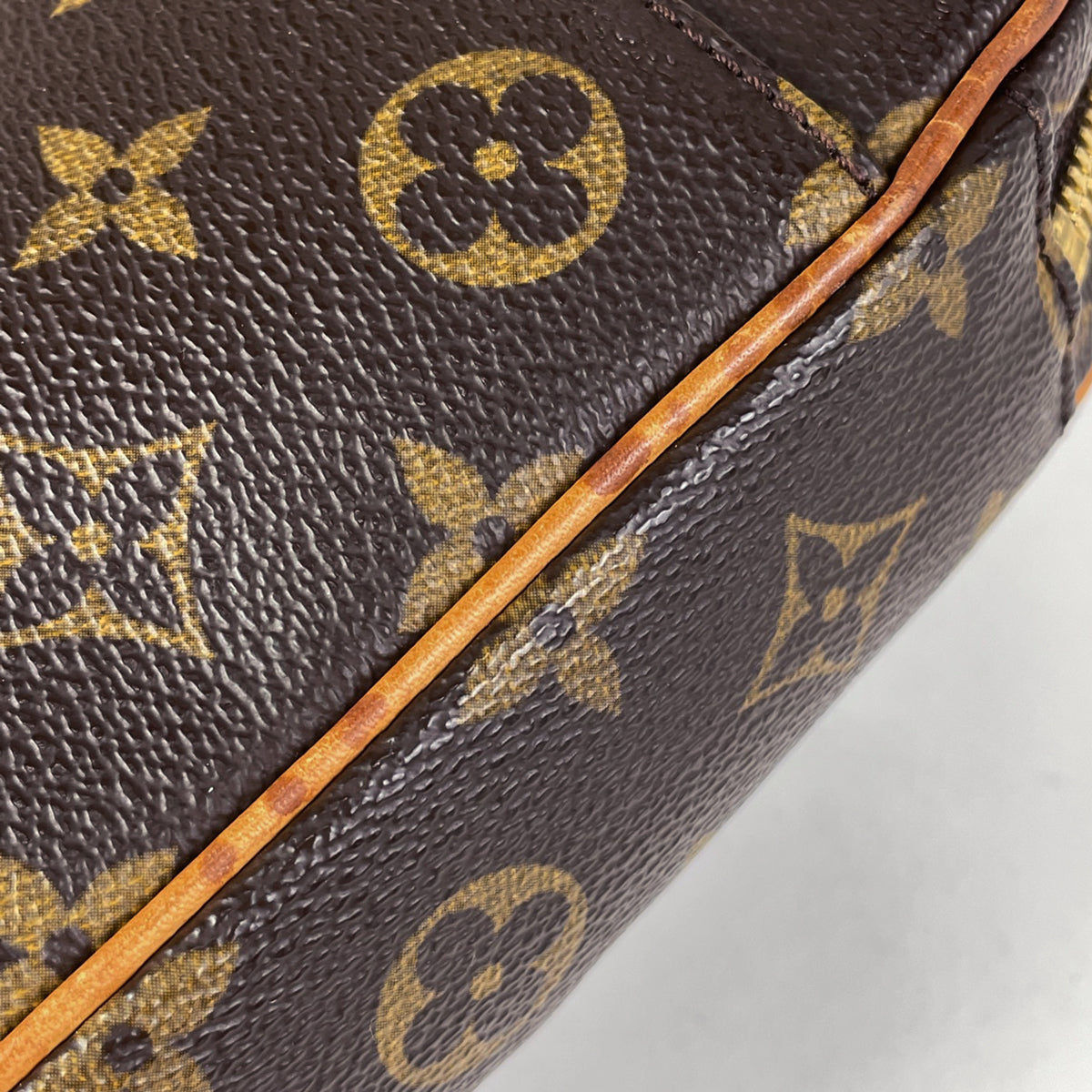 Louis Vuitton Pochette Ganju Shoulder Bag Shawl Body Bag Monogram Brown
