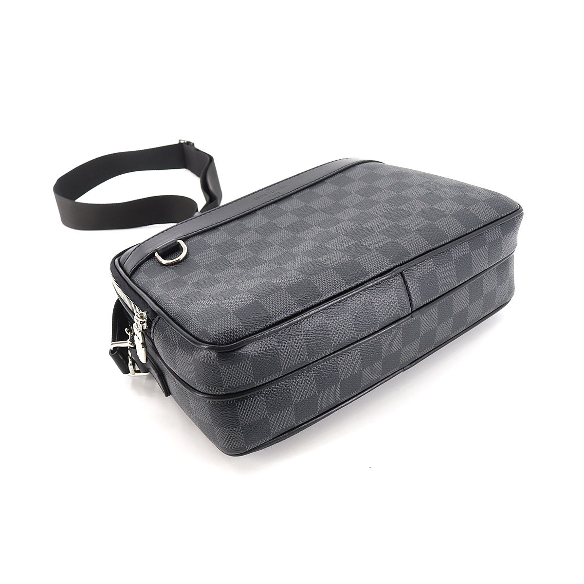Louis Vuitton Damier Graphite Trocadero Messenger PM Shoulder Bag Black