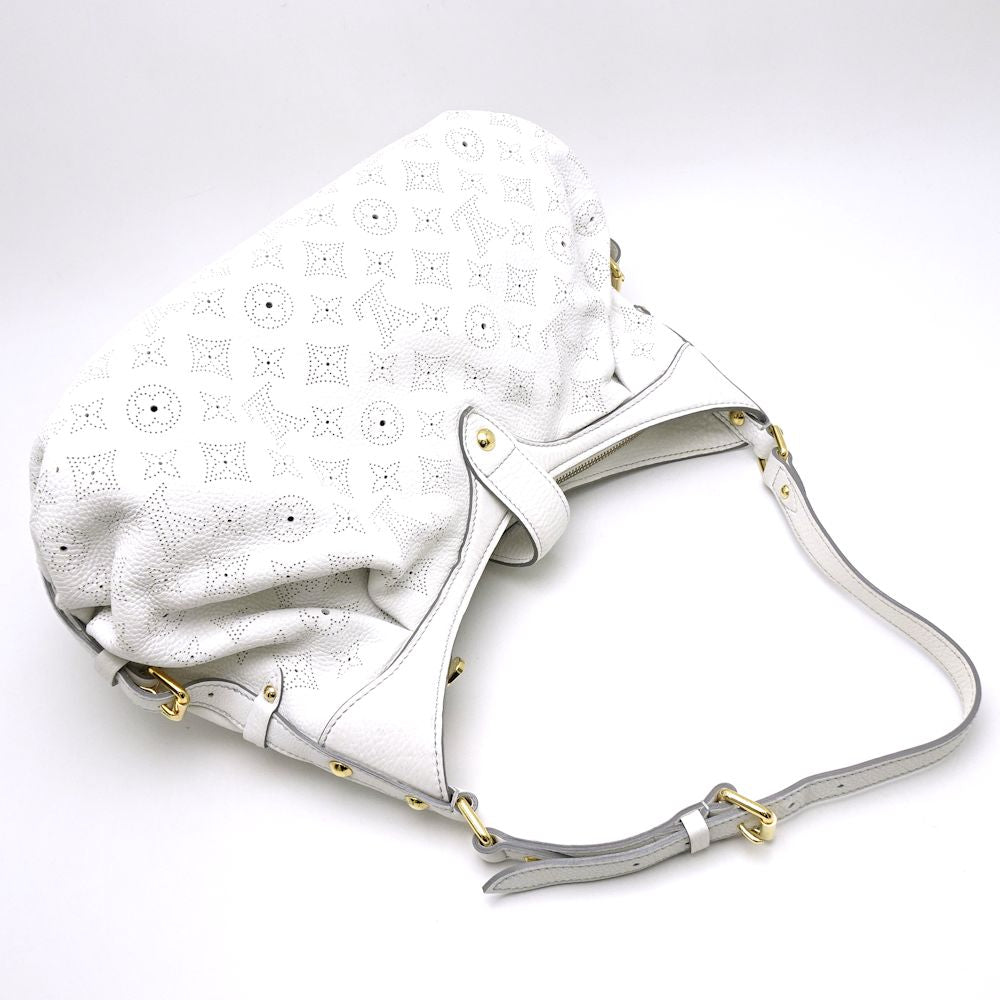 Louis Vuitton Shoulder Bag Mahina XS Bron White