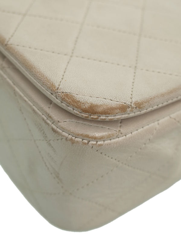 Chanel Matelasse Chain Shoulder Bag White