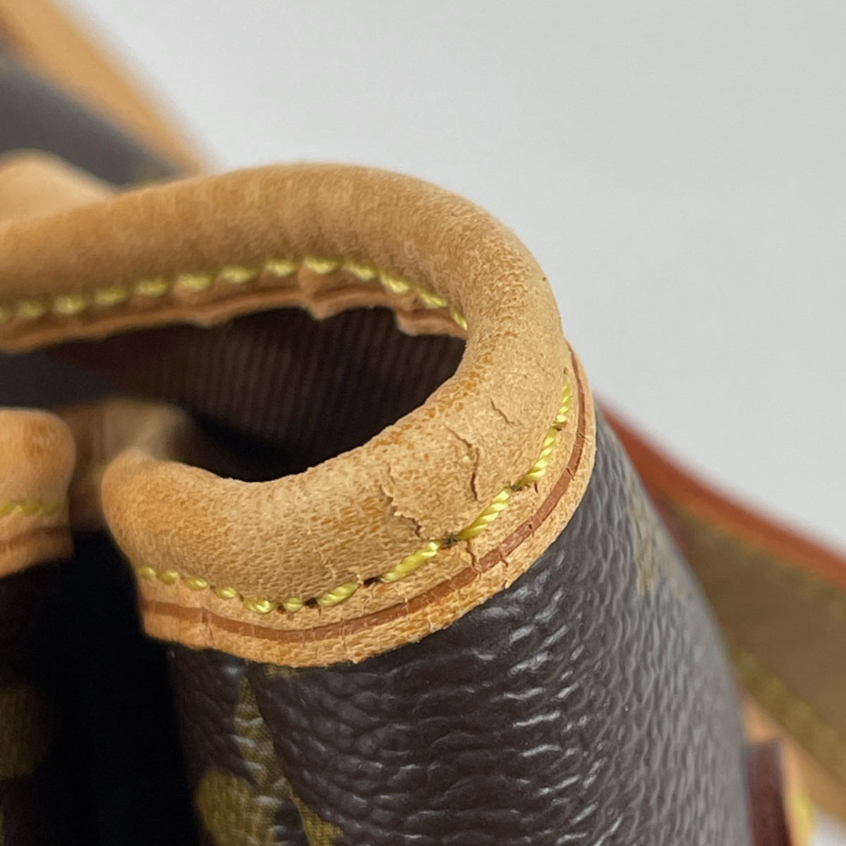 Louis Vuitton Batignolles Horizontal Shoulder Bag Monogram