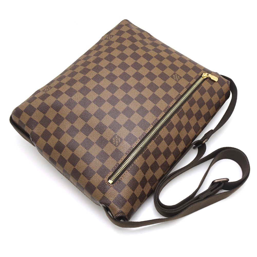 Louis Vuitton Damier Brooklyn MM Ebene Diagonal Shoulder Brown
