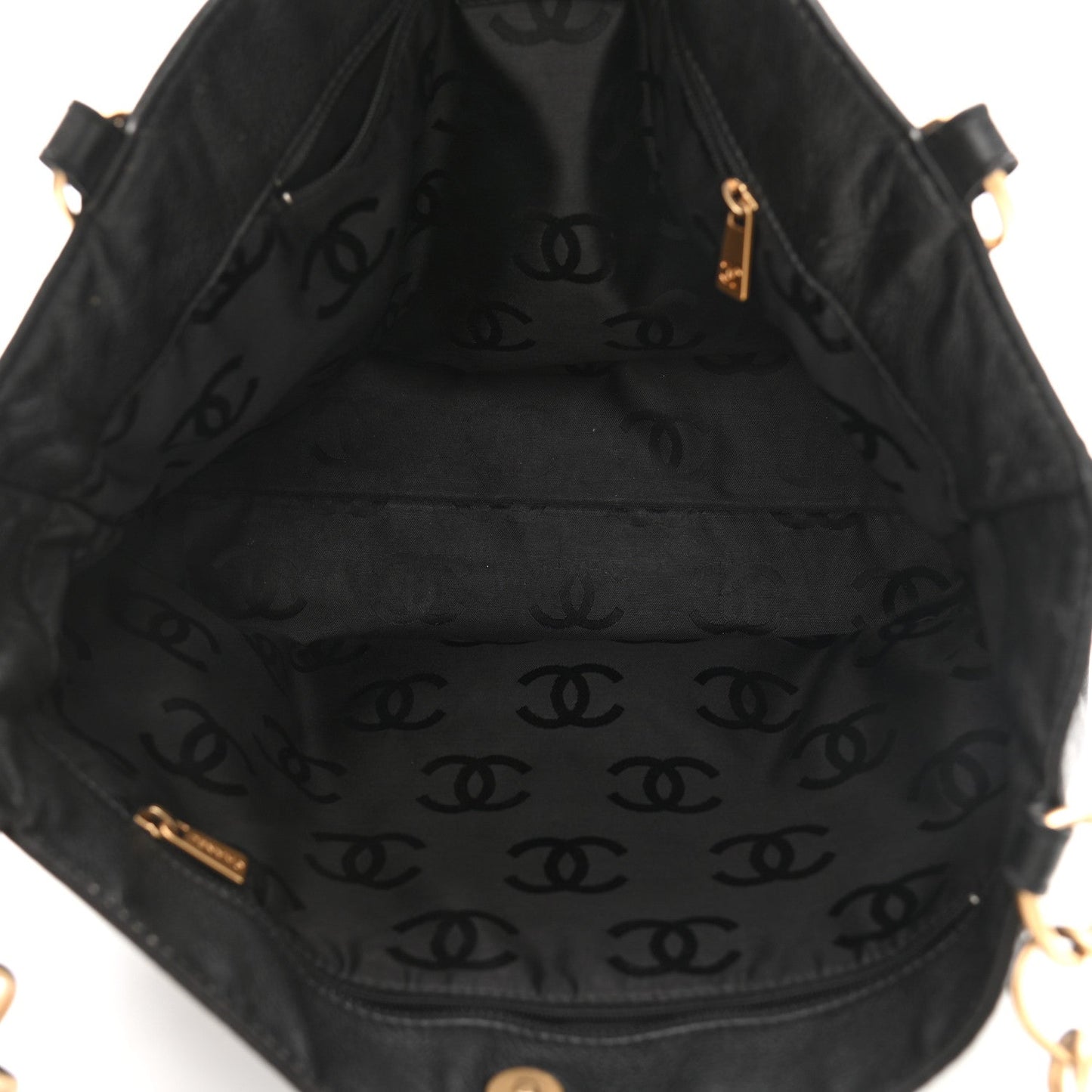 Caviar CC Shoulder Bag Black