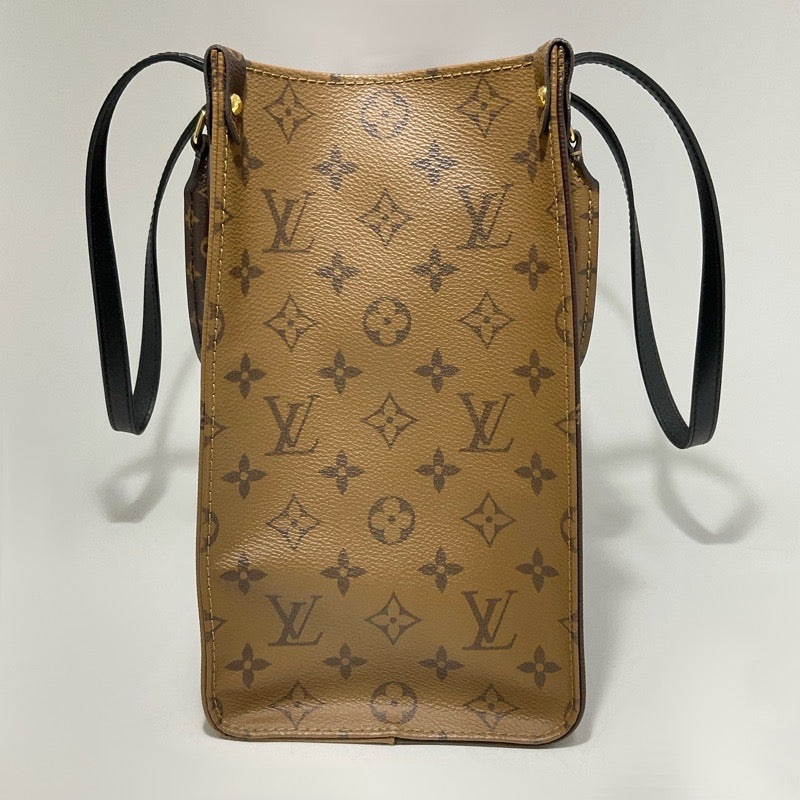 Louis Vuitton On The Go MM Giant Reverse Monogram Shoulder Bag