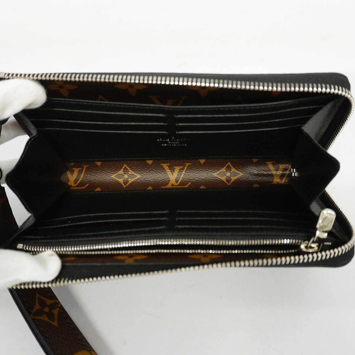 Louis Vuitton Long Wallet Monogram Macassar Zippy Dragonne Wallet