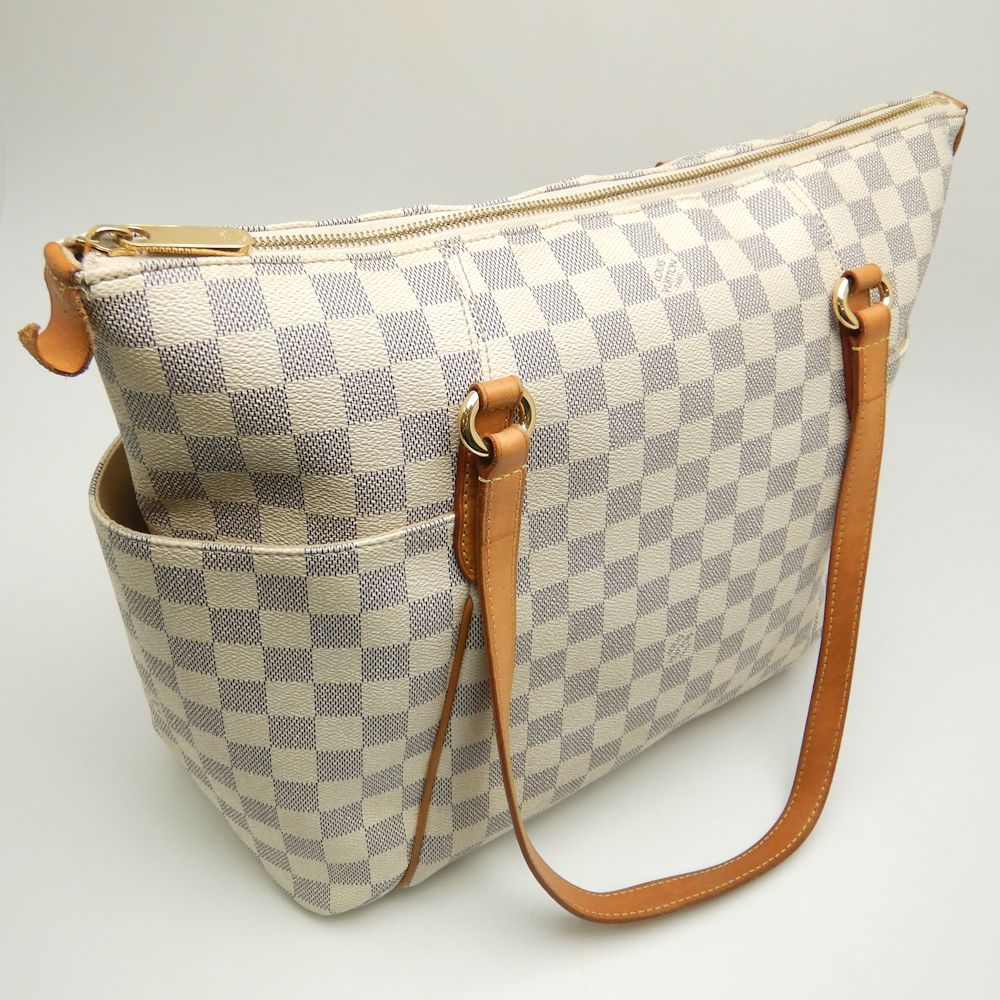 Louis Vuitton Damier Azur Totally MM Shoulder Bag