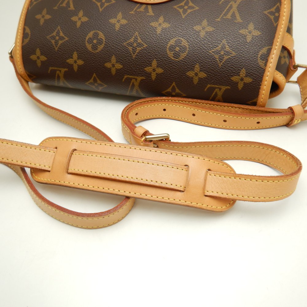 Louis Vuitton Monogram Sologne Brown