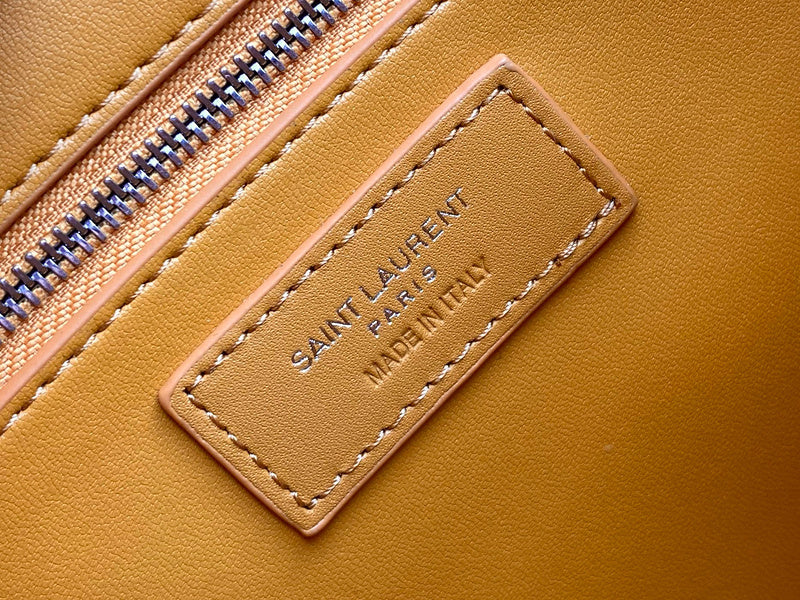 Amelia - YSL Bag - 4153
