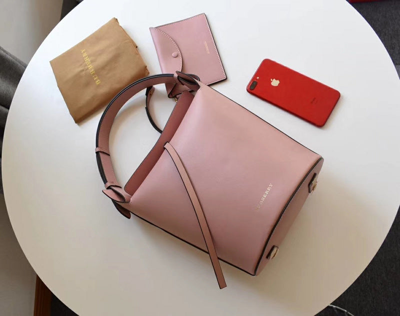 Burberry Bags - Bagsattire   340