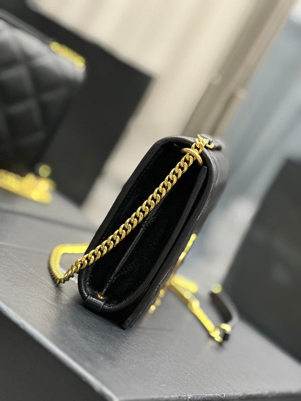 Amelia - YSL Bag - 2463