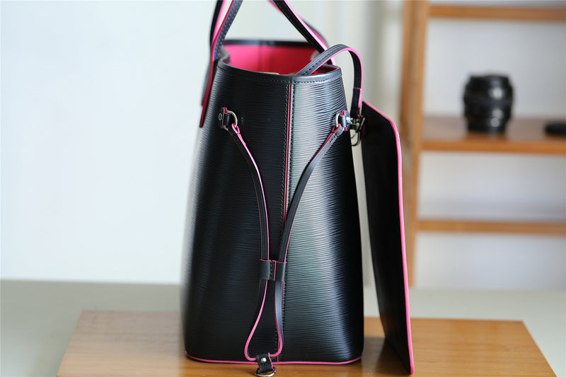 Fan Fashion Lu-Vi bags - 8095