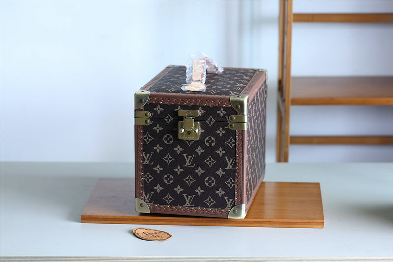 Fan Fashion Lu-Vi bags - 9512