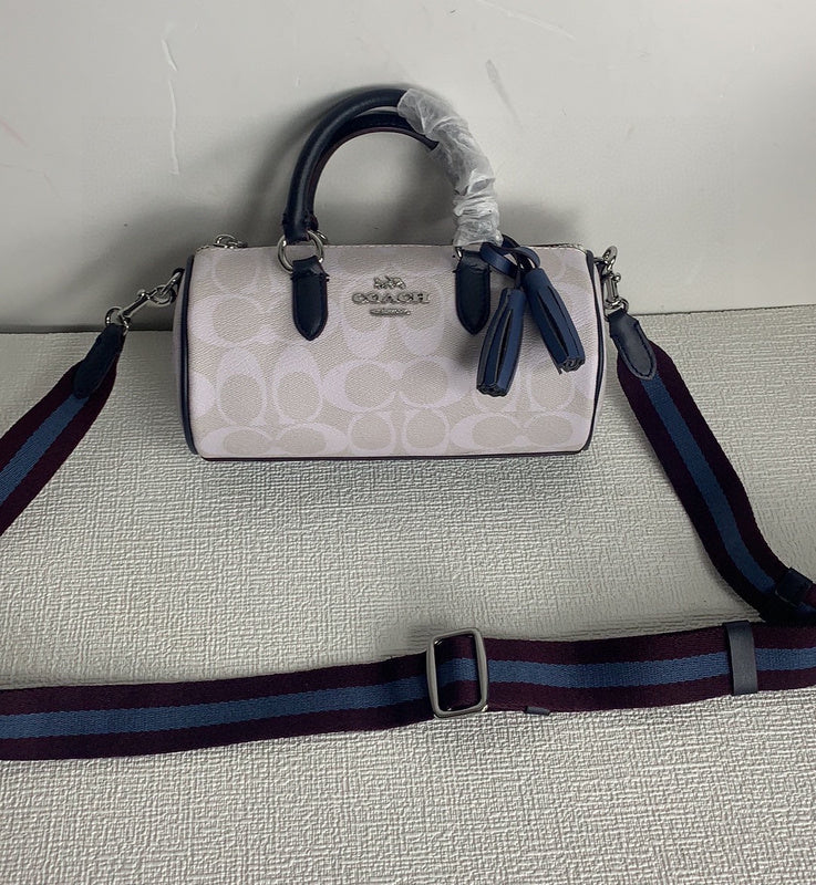 Amelia-i CAH Bags - 026