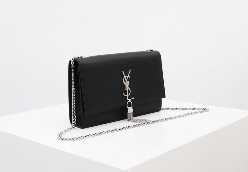 Amelia - YSL Bag - 3528
