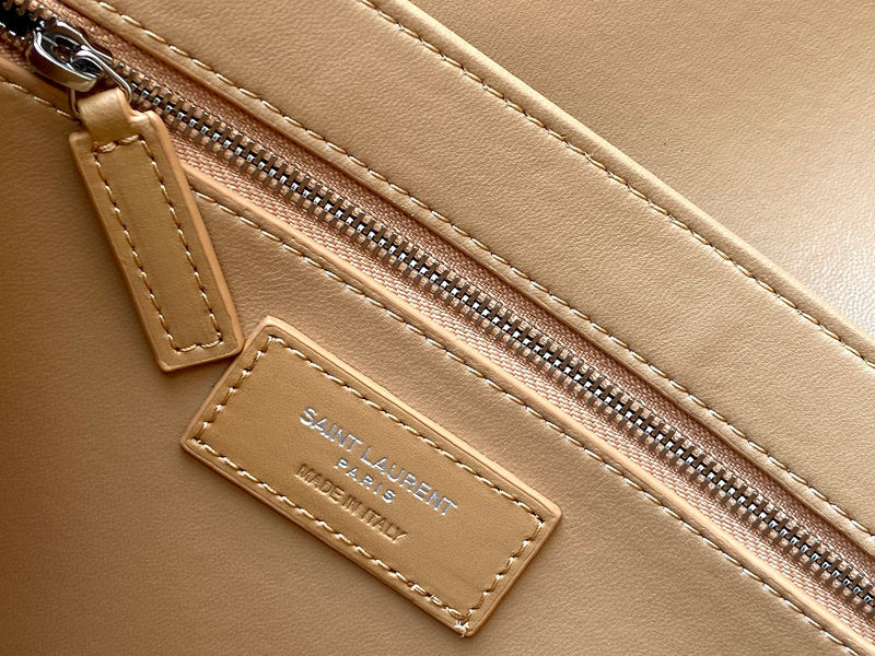 Amelia - YSL Bag - 4153