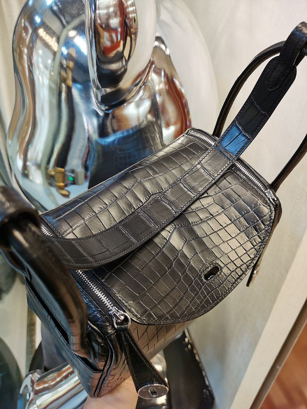 Amelia - HMS Bags - 1752
