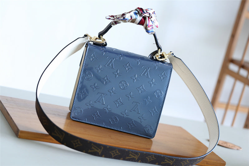 Amelia - LOV Lady Bags - 1809