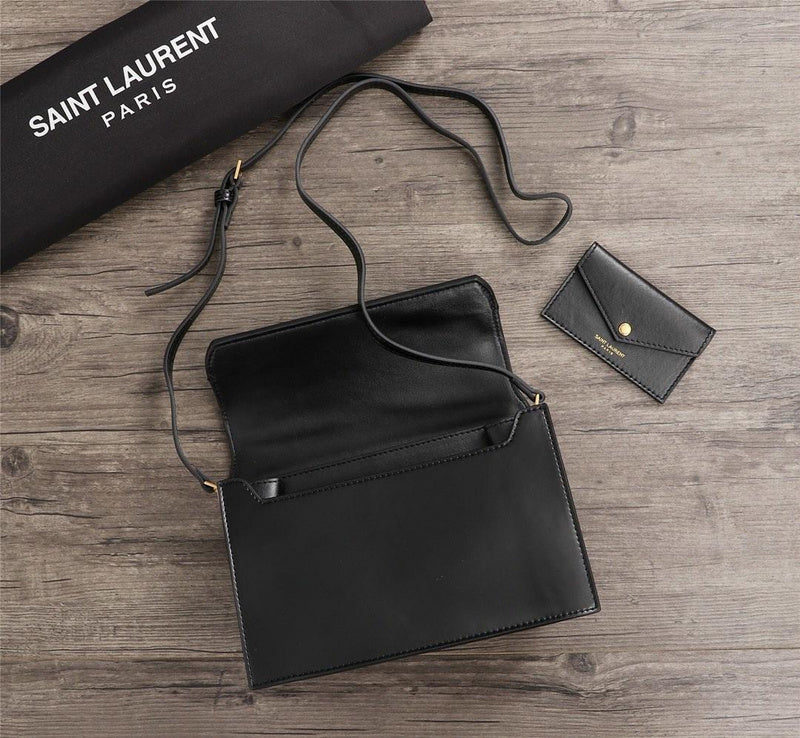 Amelia - YSL Bag - 2840