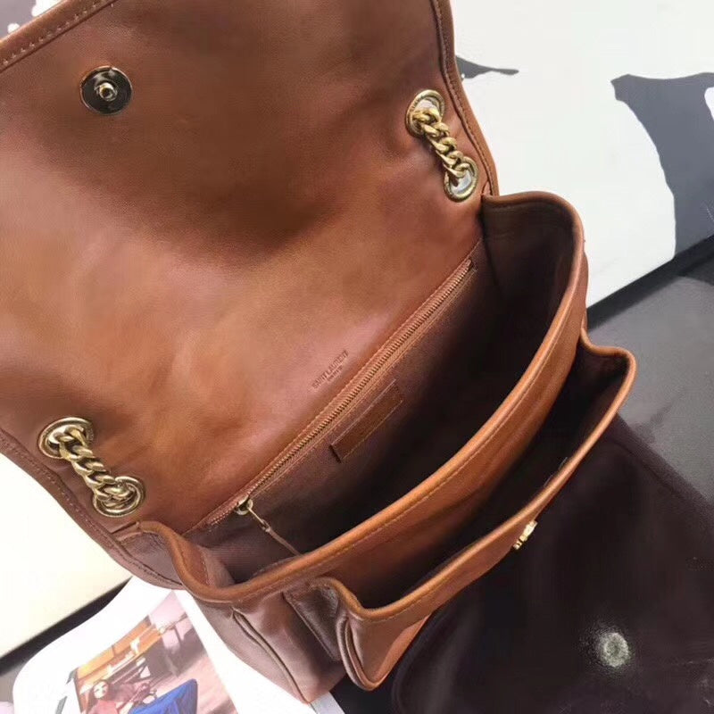 Amelia - YSL Bag - 3880