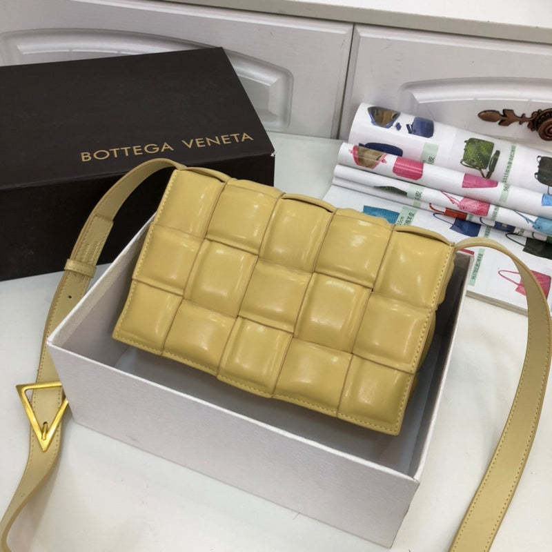 B-VENETA STYLISH HANBAGS FOR WOMEN - 364