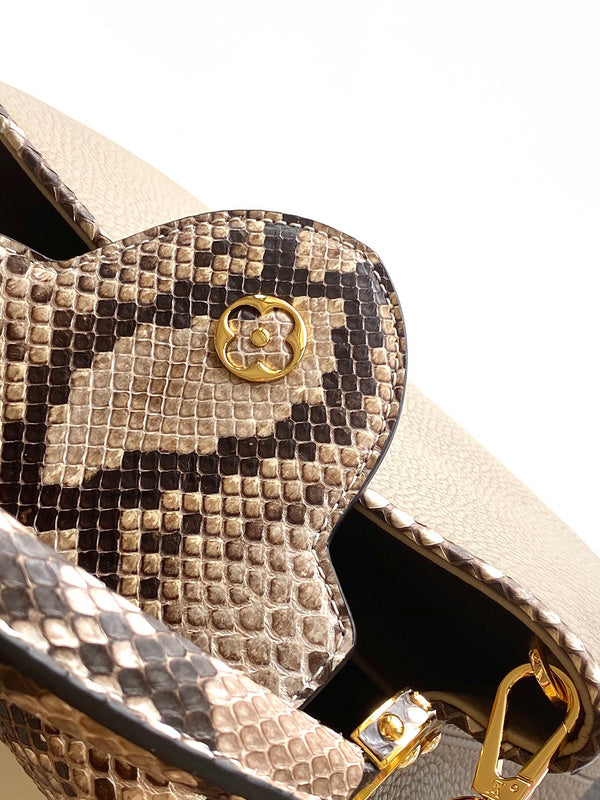 Fan Fashion Lu-Vi bags - 17343