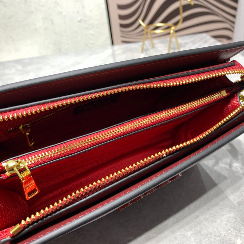 Barnes-Bags - Prada Bags - 959