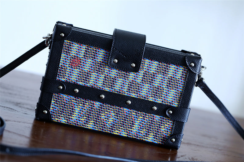 Fan Fashion Lu-Vi bags - 8216