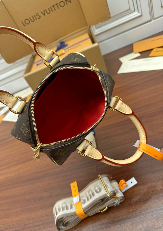 Amelia's Bag Gallery - LOV Bags - 1040