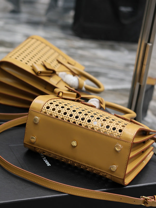 Amelia - YSL Bag - 1785