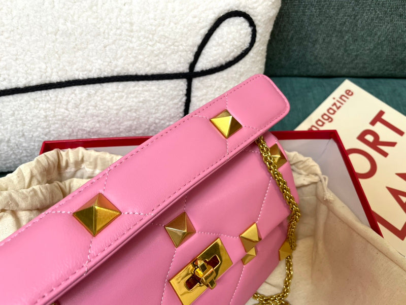 Amelia's Bag Gallery - VEL Bags - 374