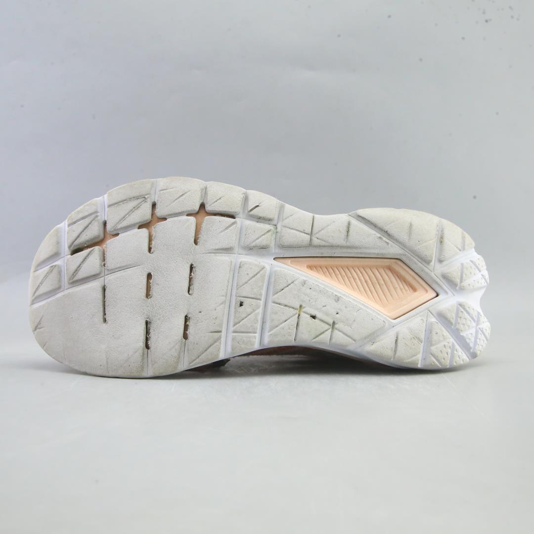 HOKA ONE ONE MACH 5
